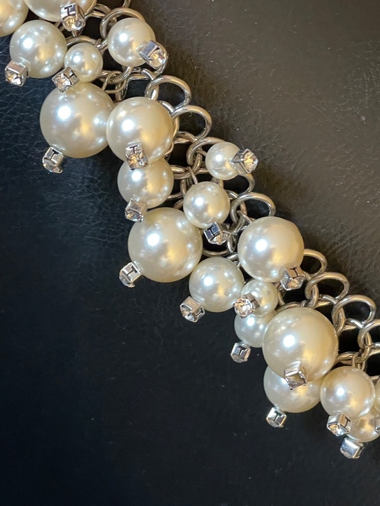 Chico\'s New Faux Pearl Rhinestone Silver Tone Chain Statement Belt main image 7
